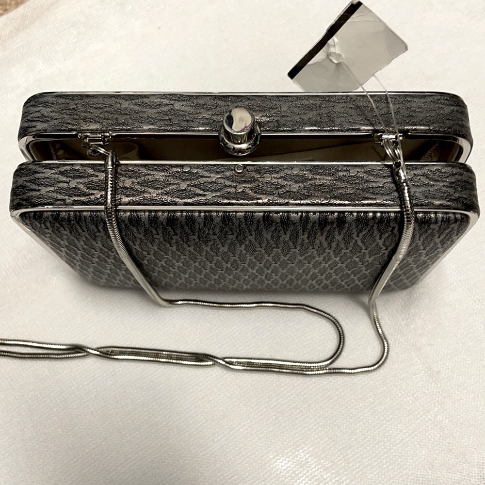 Women’s clutch
